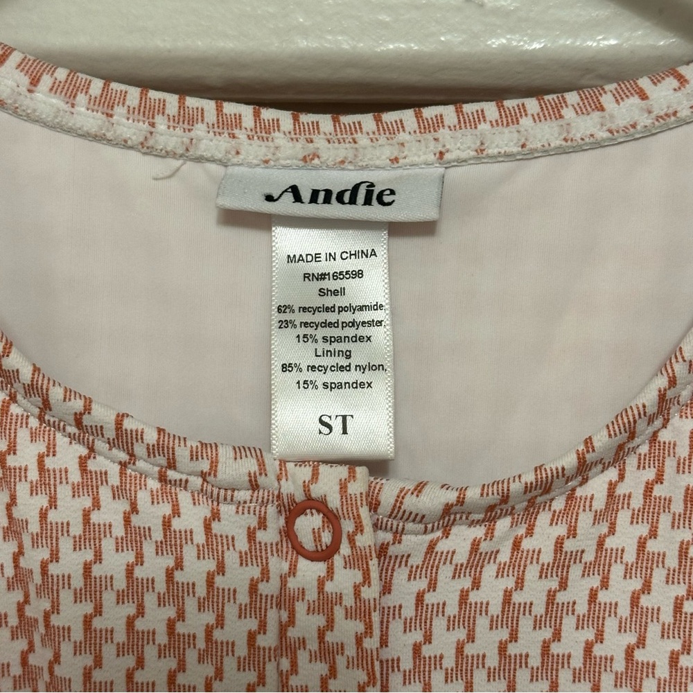 Andie Pink koi houndstooth Patterned the Malibu swimsuit size ST - Picture 4 of 4